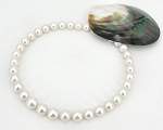 Southsea Pearl Necklace at Selectraders